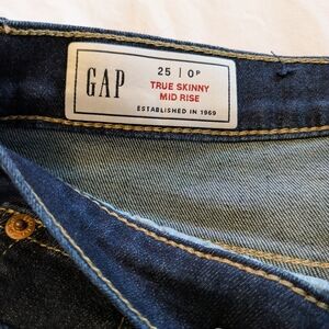 GAP True Skinny Mid Rise Jeans